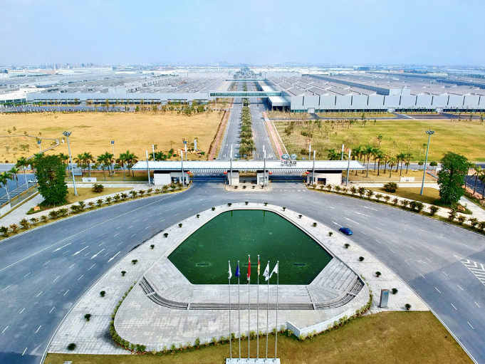 一汽-大众佛山分公司正门。 一汽-大众佛山分公司正门。