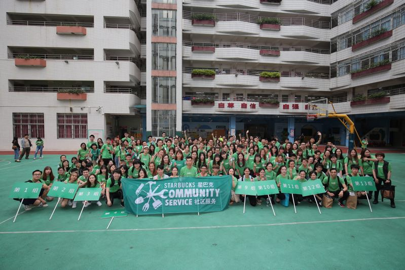 荔湾区致爱学校以及天河区启慧学校三所特殊教育学校,通过咖啡渣手作