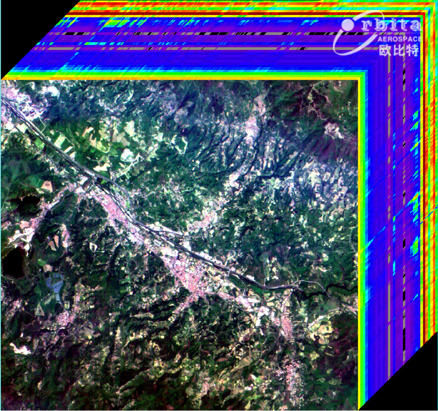上图为2018年4月27日OHS-02高光谱卫星拍摄意大利阿雷佐区域的高光谱图像。（32个波段高光谱立方图）
