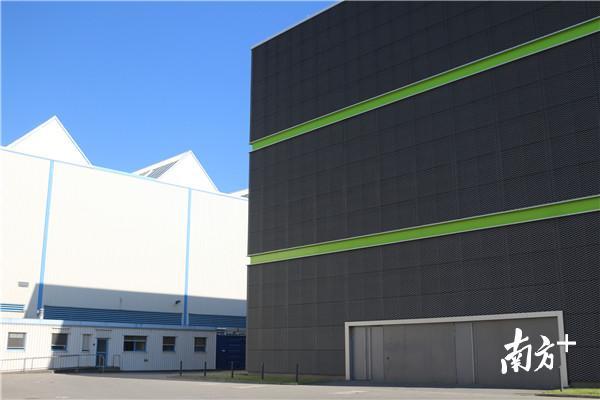 研究中心新建的绿色化厂房。