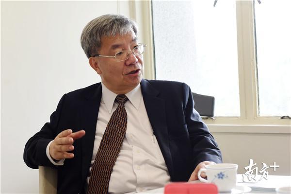 香港中文大学研究及知识转移服务处处长李志明博士。