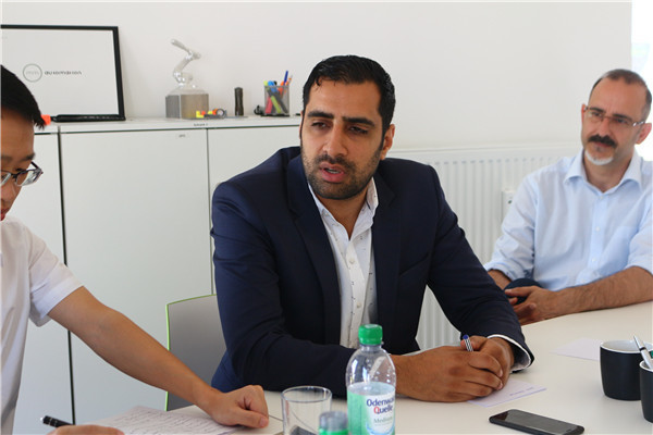 Innovation Network Smart Production 董事Sieer Angar. Innovation Network Smart Production 董事Sieer Angar.