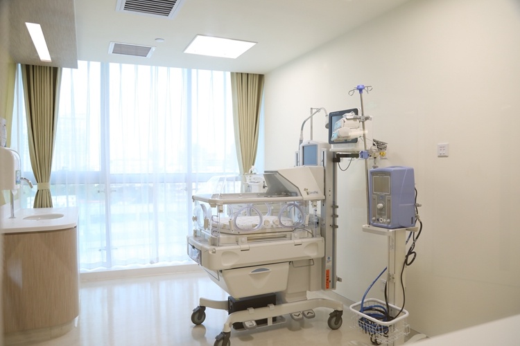 新生儿重症监护室