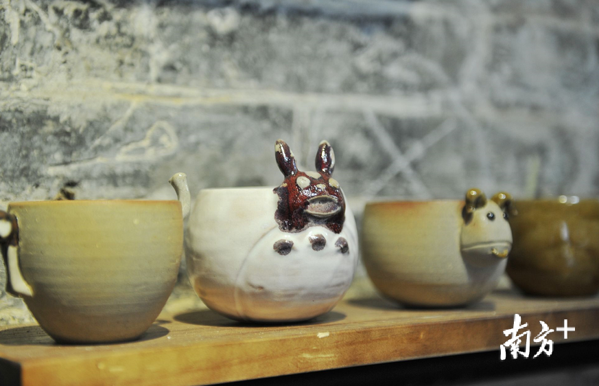 陶艺工作室内的各类作品。南方+记者 戴嘉信 摄 陶艺工作室内的各类作品。南方+记者 戴嘉信 摄