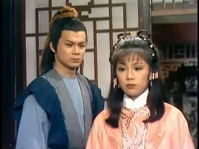 郭靖与黄蓉。83版《射雕英雄传》剧照