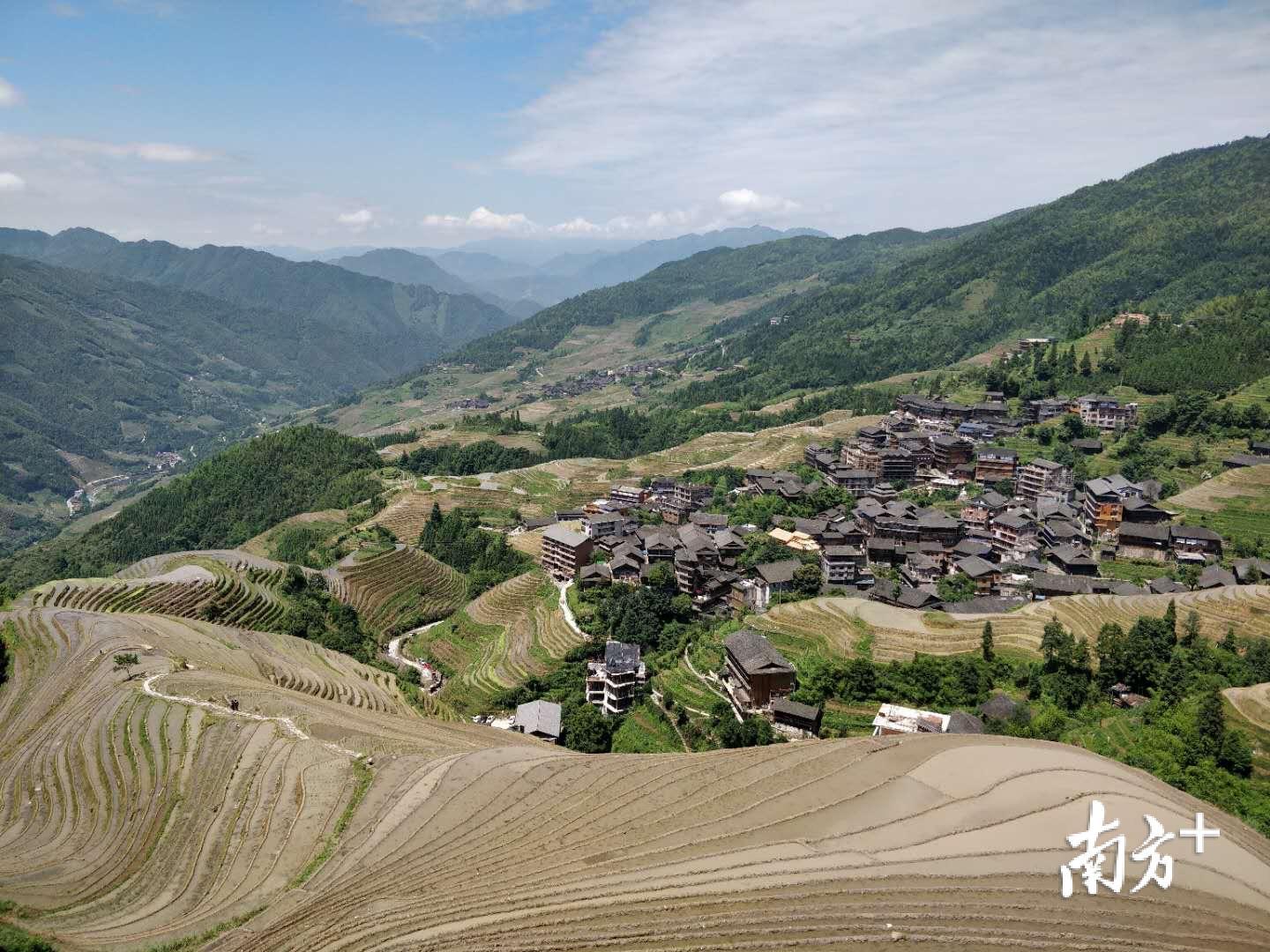 一套系统的发展模式，让龙胜县的农民享受到旅游业发展红利。南方日报记者 赵越 摄