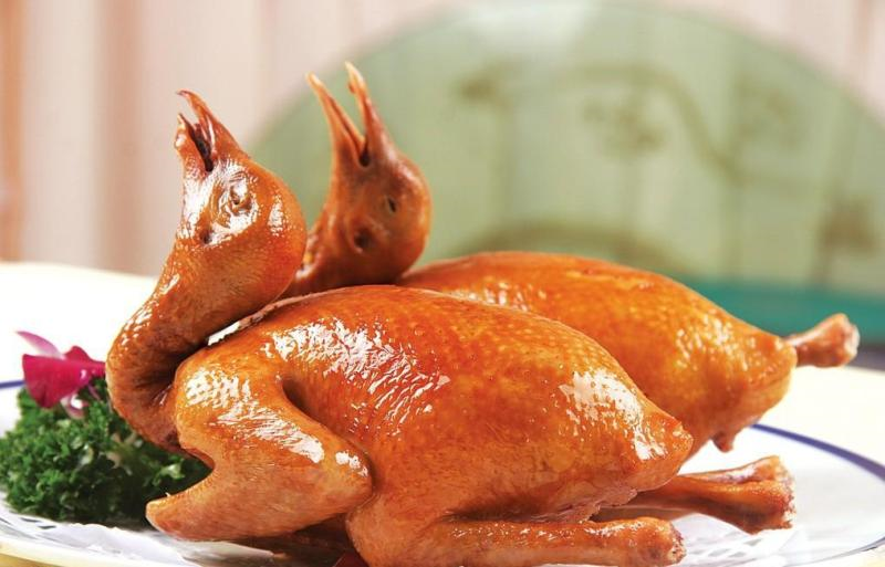 粤菜——红烧妙龄鸽。 粤菜——红烧妙龄鸽。