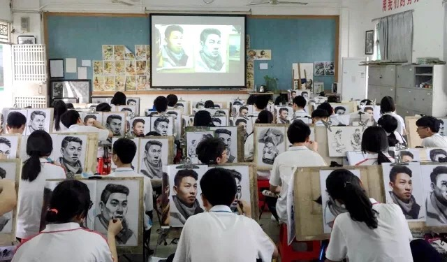 莘村中学2018年艺术联考总体上线率排顺德区前列。