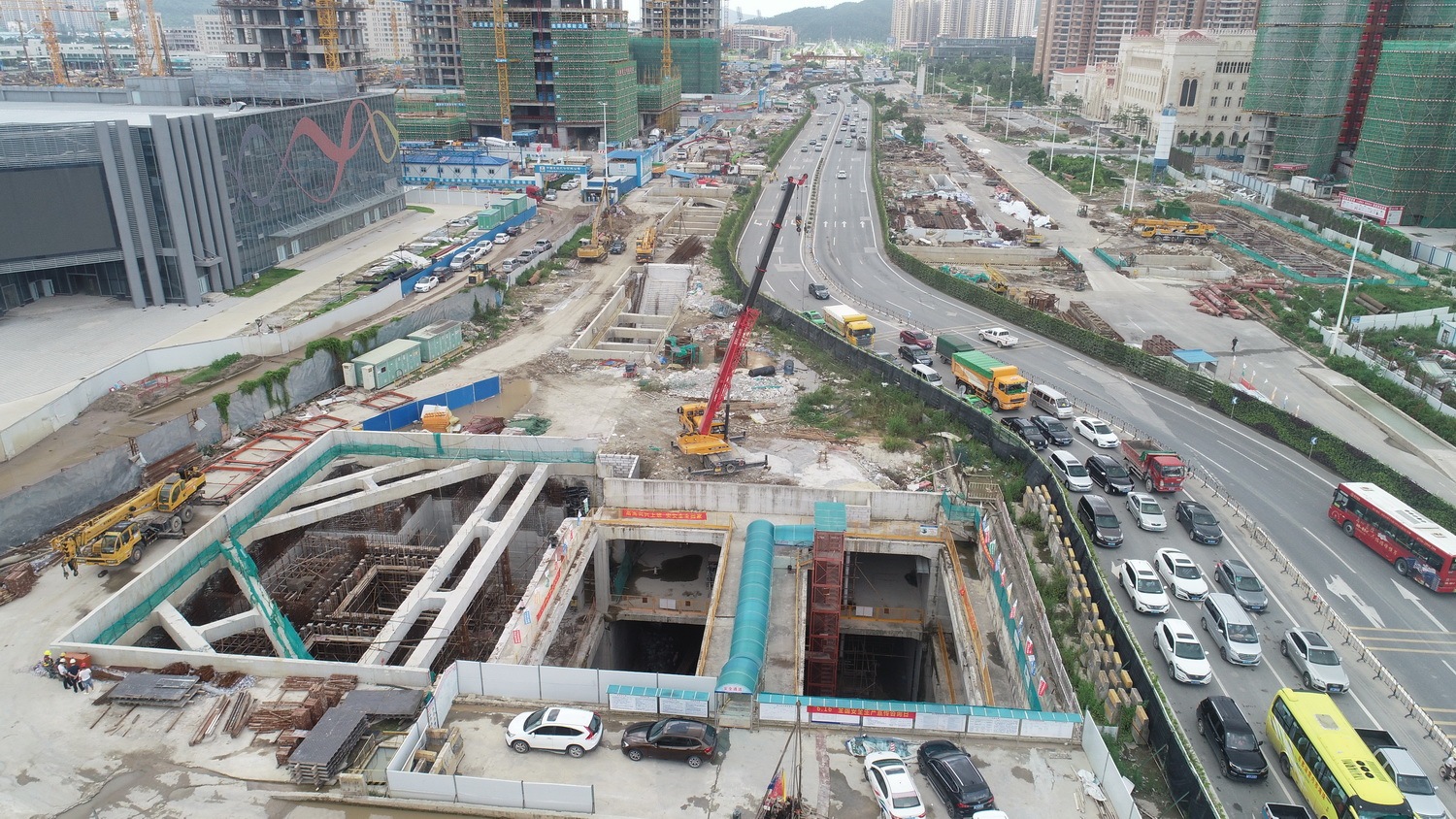 视频|珠机城轨一期工程即将全线洞通,横琴站旅客大厅抢先看