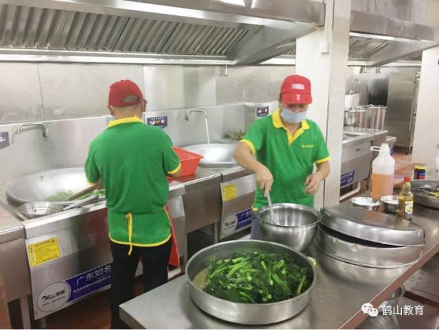 现代职场：工作餐配送服务如何重塑我们的用餐体验