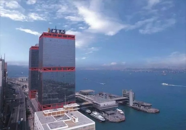 位于香港维多利亚港湾的招商局集团总部大楼 位于香港维多利亚港湾的招商局集团总部大楼