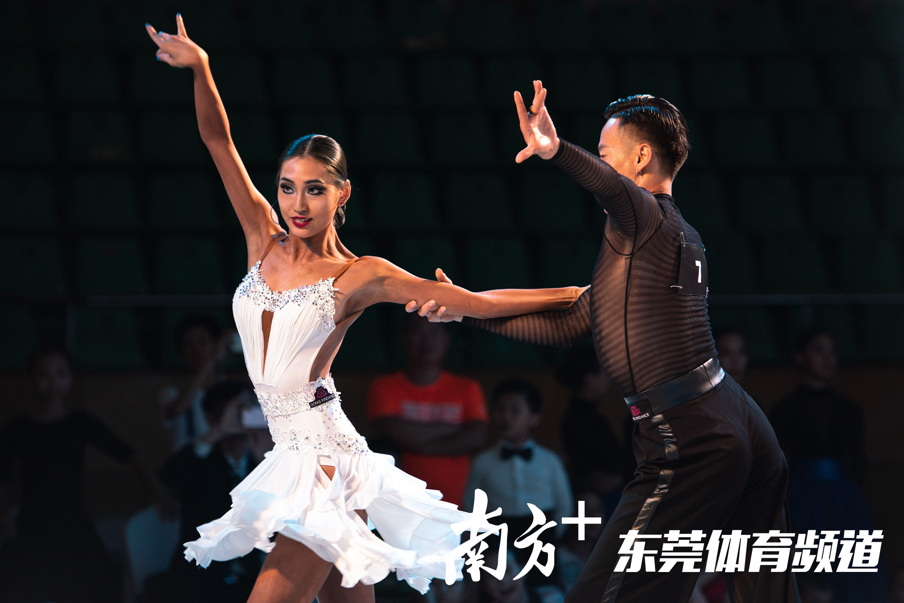 视频多图东莞舞林大会决出各奖项多国参赛选手国际范儿十足