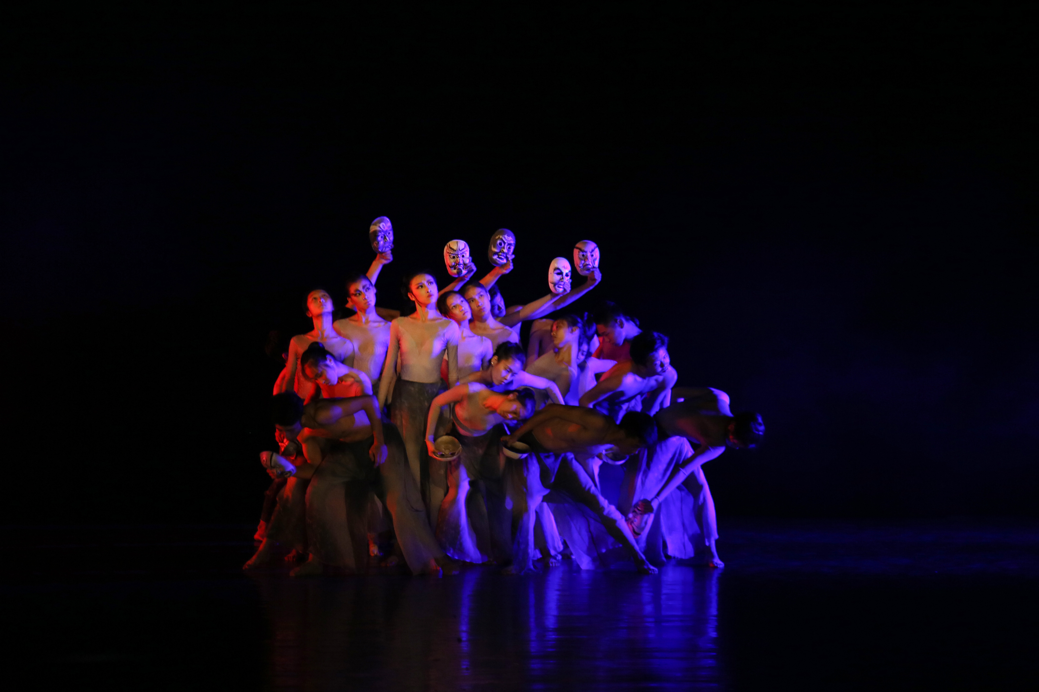 院校专业组《傩焰》 