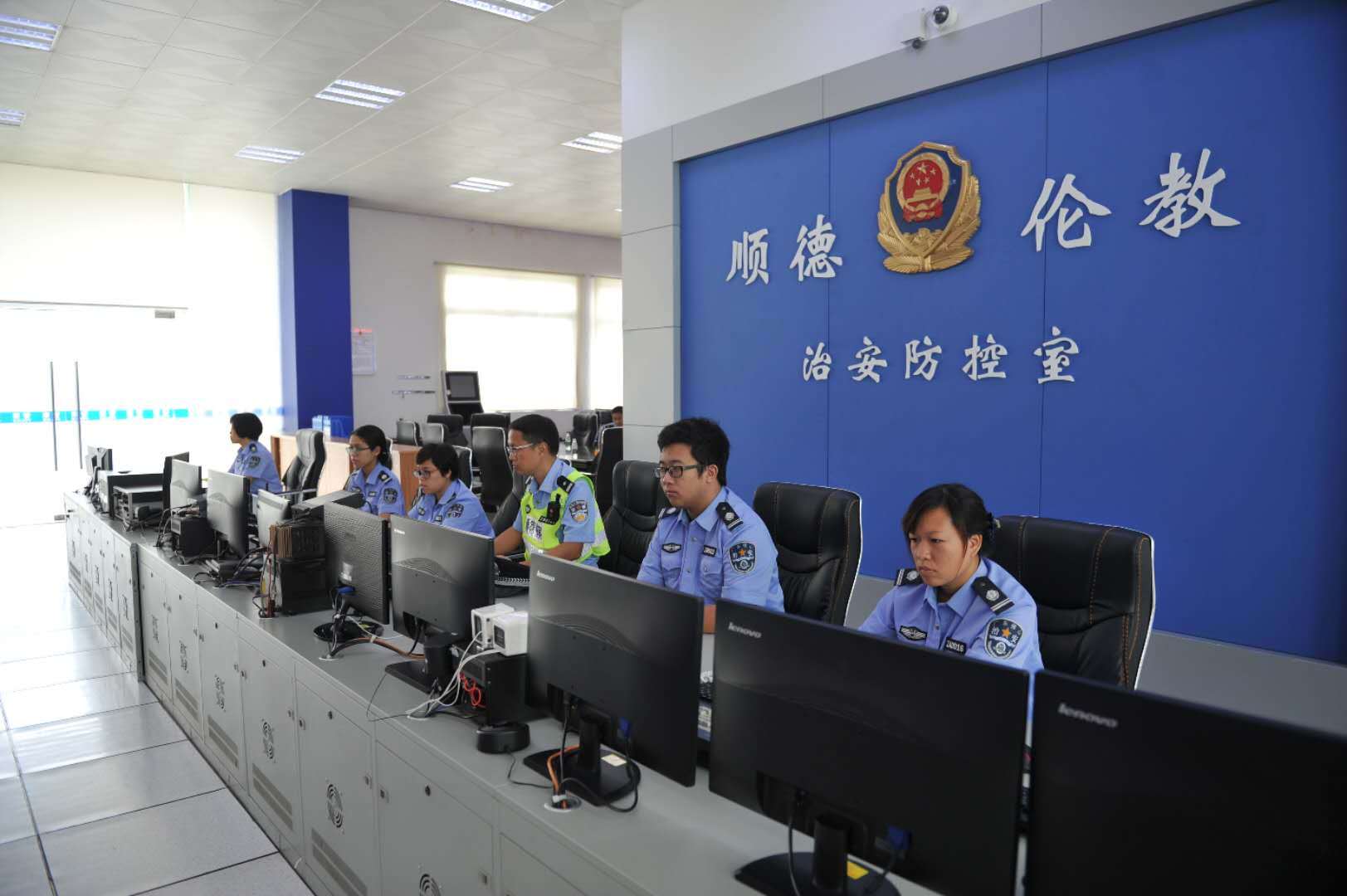 刑侦大队还实行"分区挂点制",镇街派出所成立破小案专业队