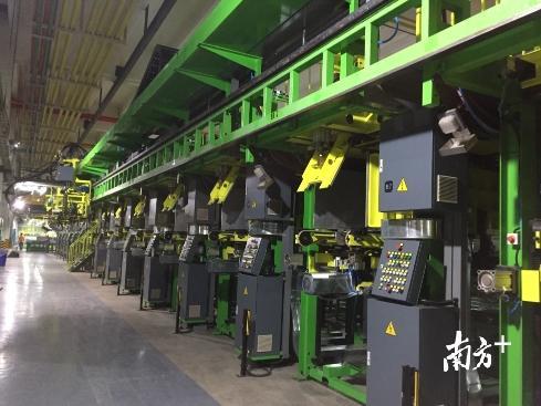 图为海信容声顺德工厂内部图。海信容声冰箱公司提供