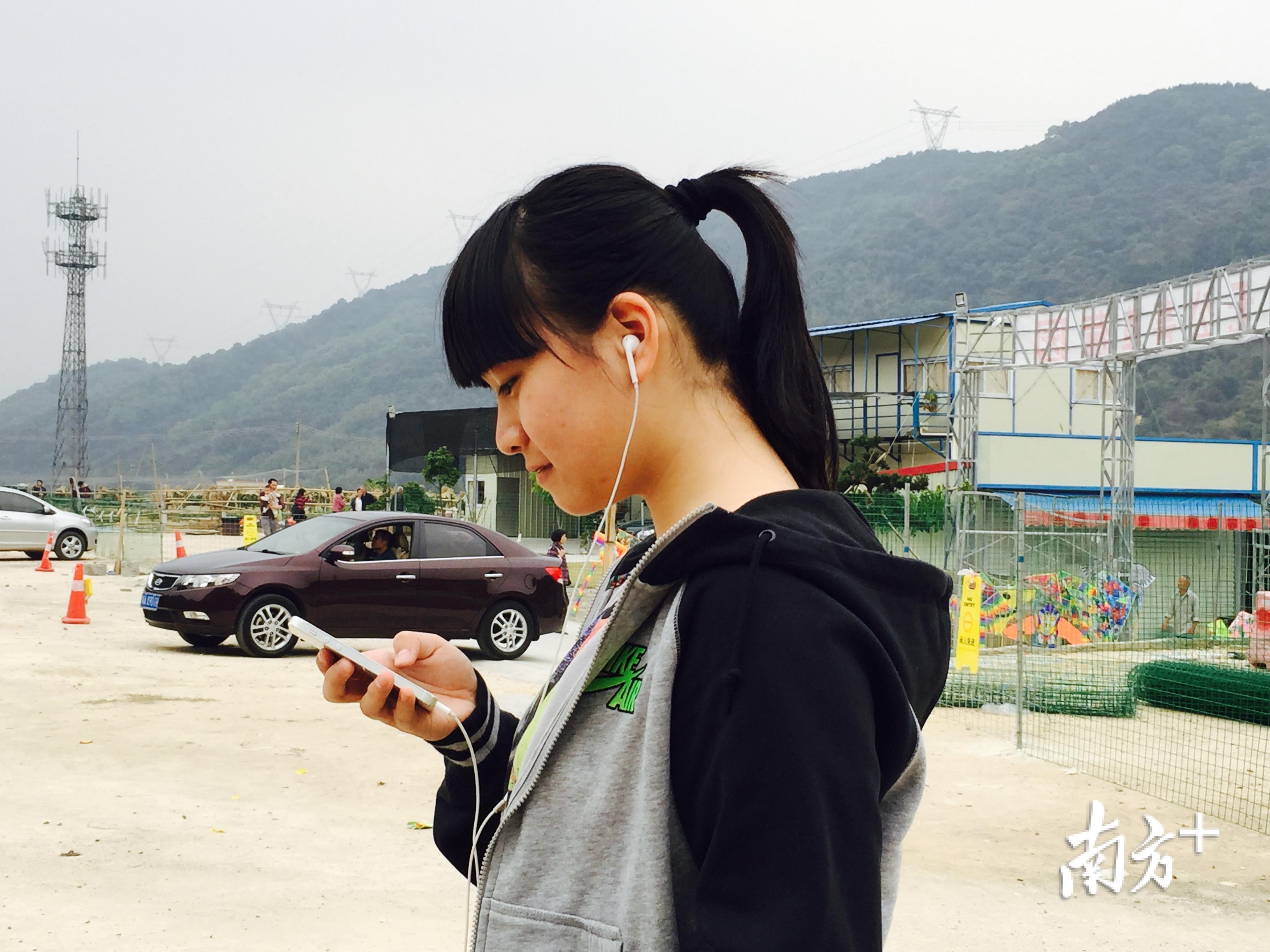 曾经严卫琦也是个小胖妞，为了自己喜欢的主持，她努力健身，学习技能。