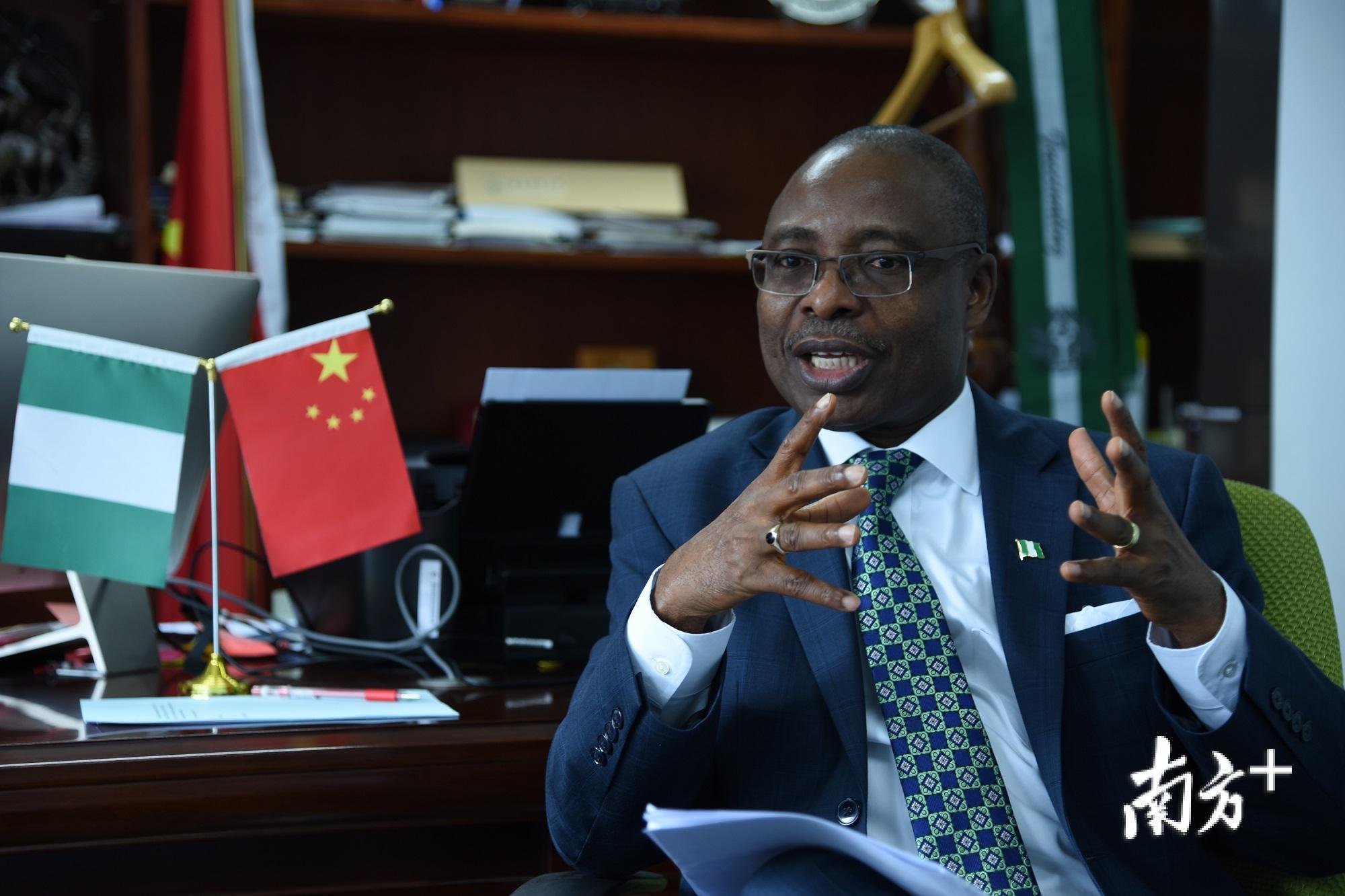 尼日利亚驻广州总领事瓦勒•奥罗寇。