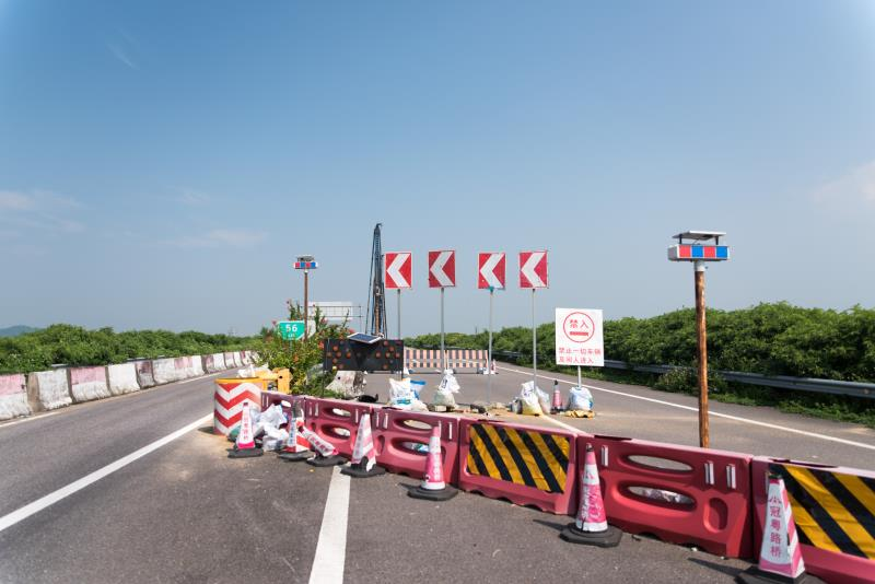 各位车主新台高速南延线部分路段今起封闭施工