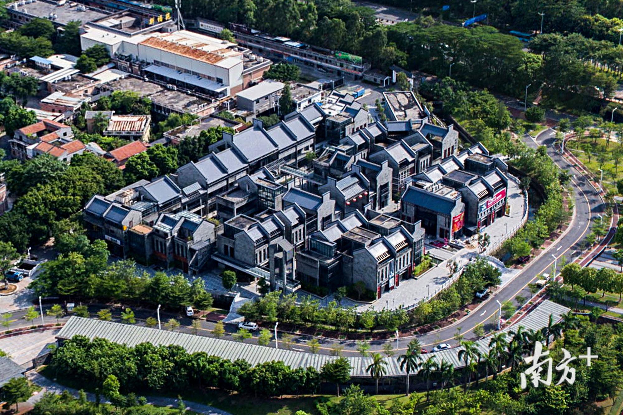 图为已经建成的东莞龙湾梧桐资本小镇。孙俊杰 摄