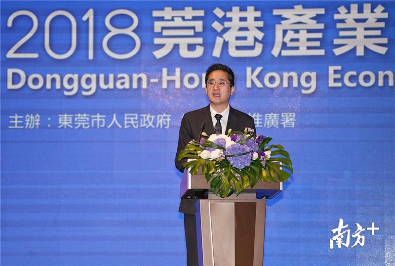 香港特区政府商务及经济发展局副局长陈百里 香港特区政府商务及经济发展局副局长陈百里