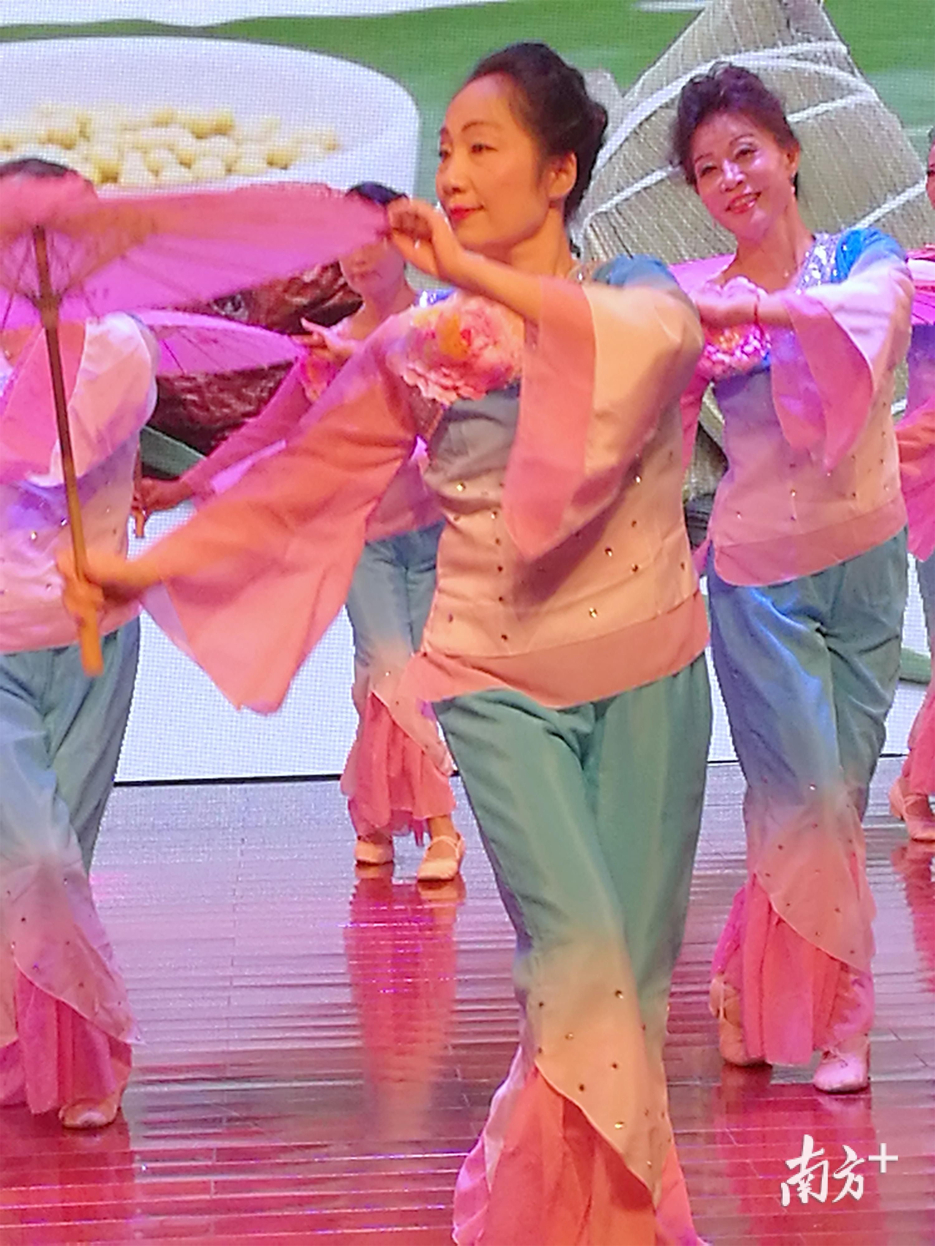 文艺的美感为老人们的的生活增色。 受访者供图 文艺的美感为老人们的的生活增色。 受访者供图