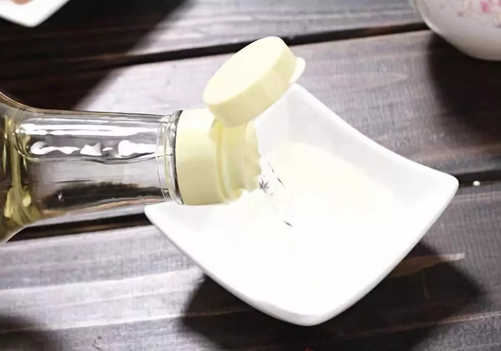 雪碧“汞中毒”真相待揭 销量受影响成不争事实