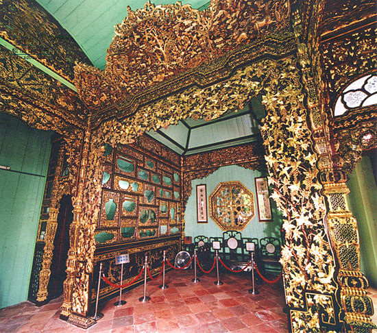 碧江金楼。网络图片 碧江金楼。网络图片