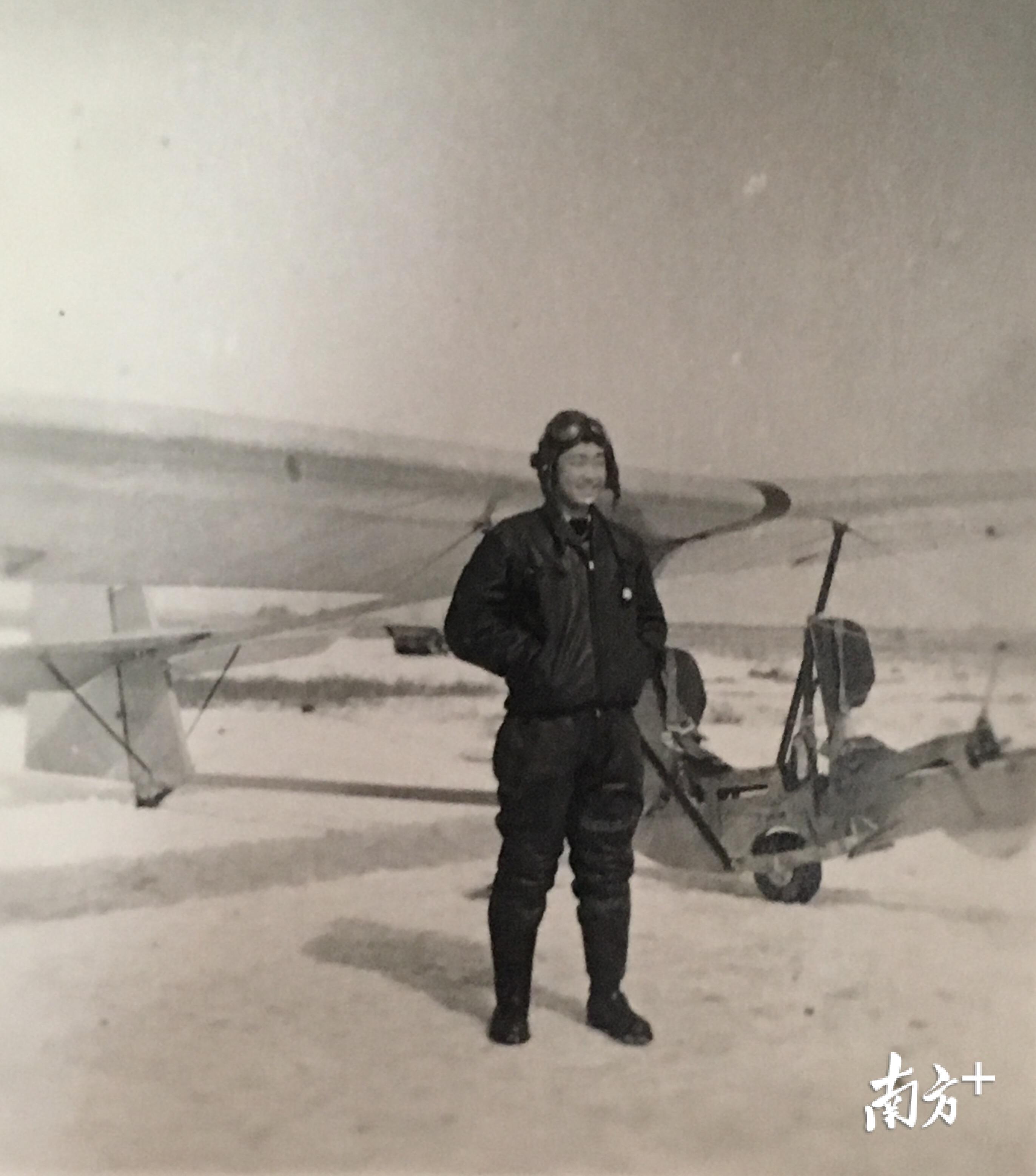 1979年，刘卫进入山西省滑翔飞行学校