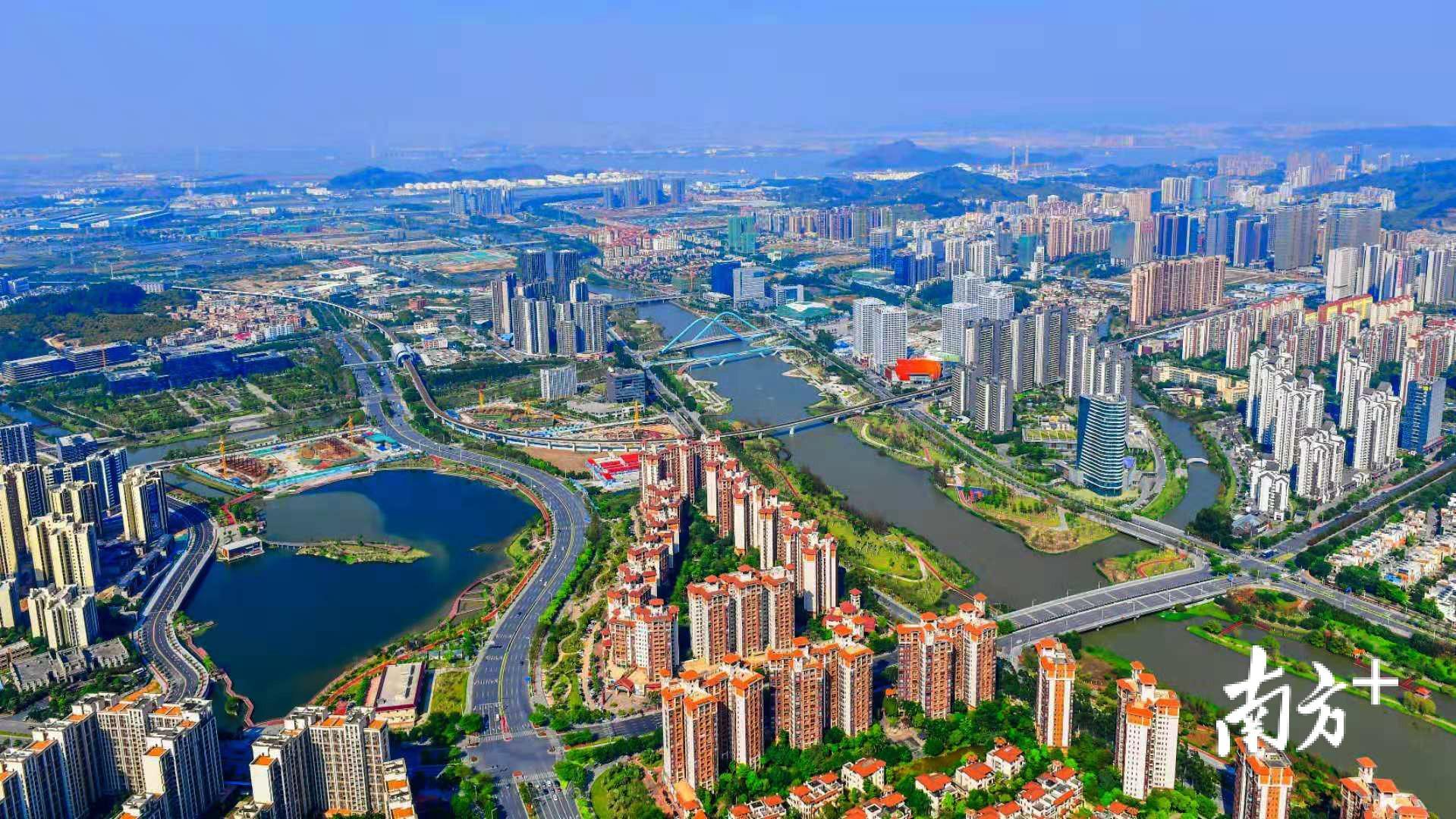 粤港澳大湾区。