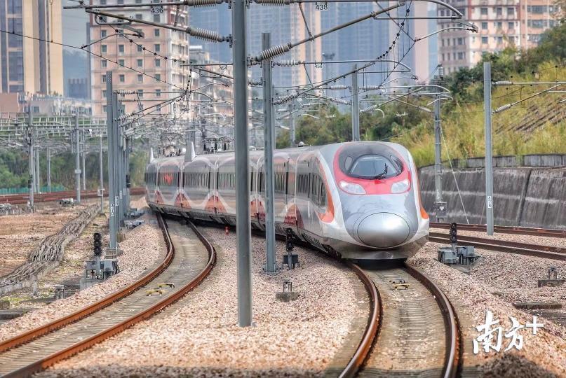 广深港高铁于今年9月23日正式通车。