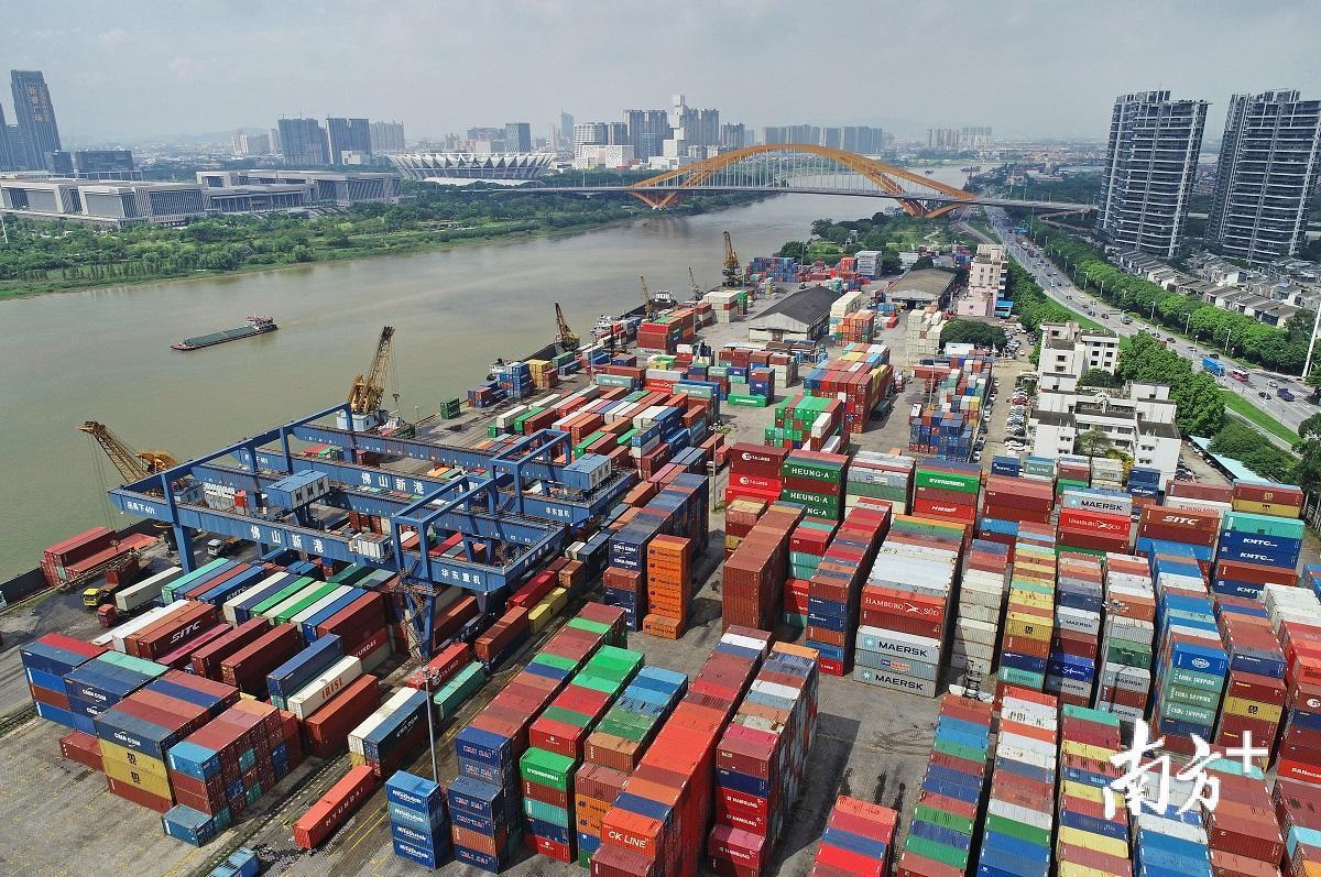 佛山新港、澜石港。南方+记者戴嘉信摄。