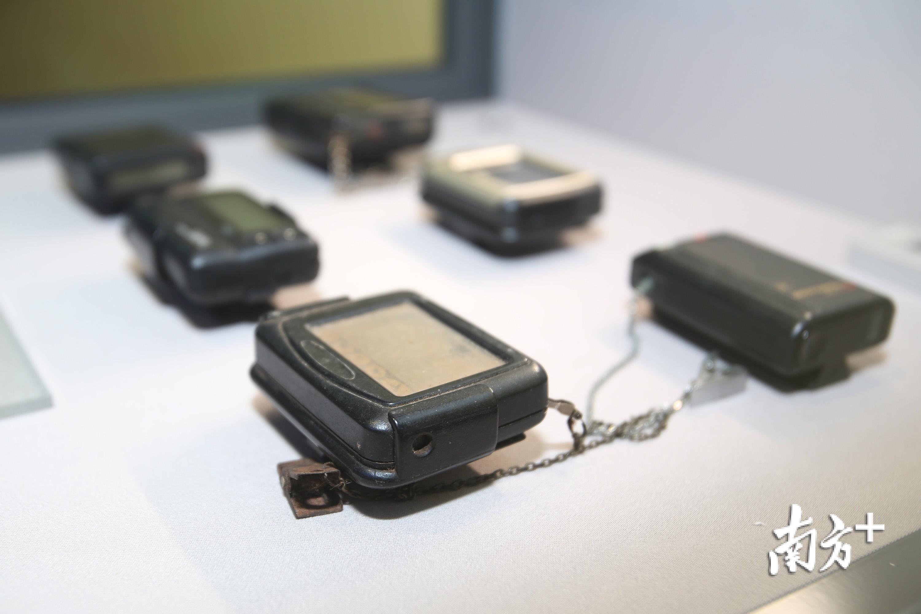 20世纪80年代,深圳市民使用的传呼机.