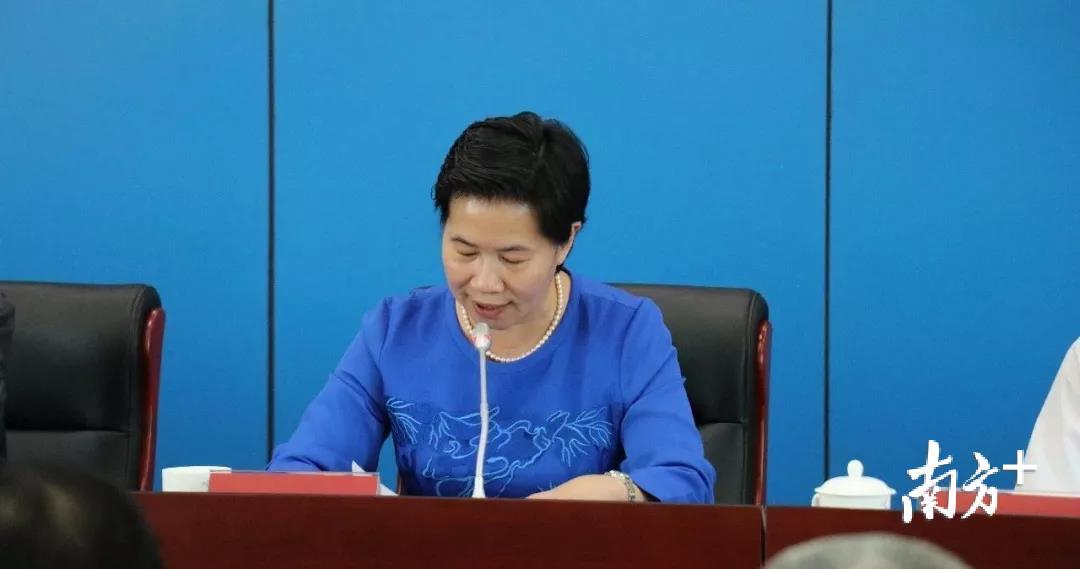 大埔县委常委、统战部部长张红梅讲话。