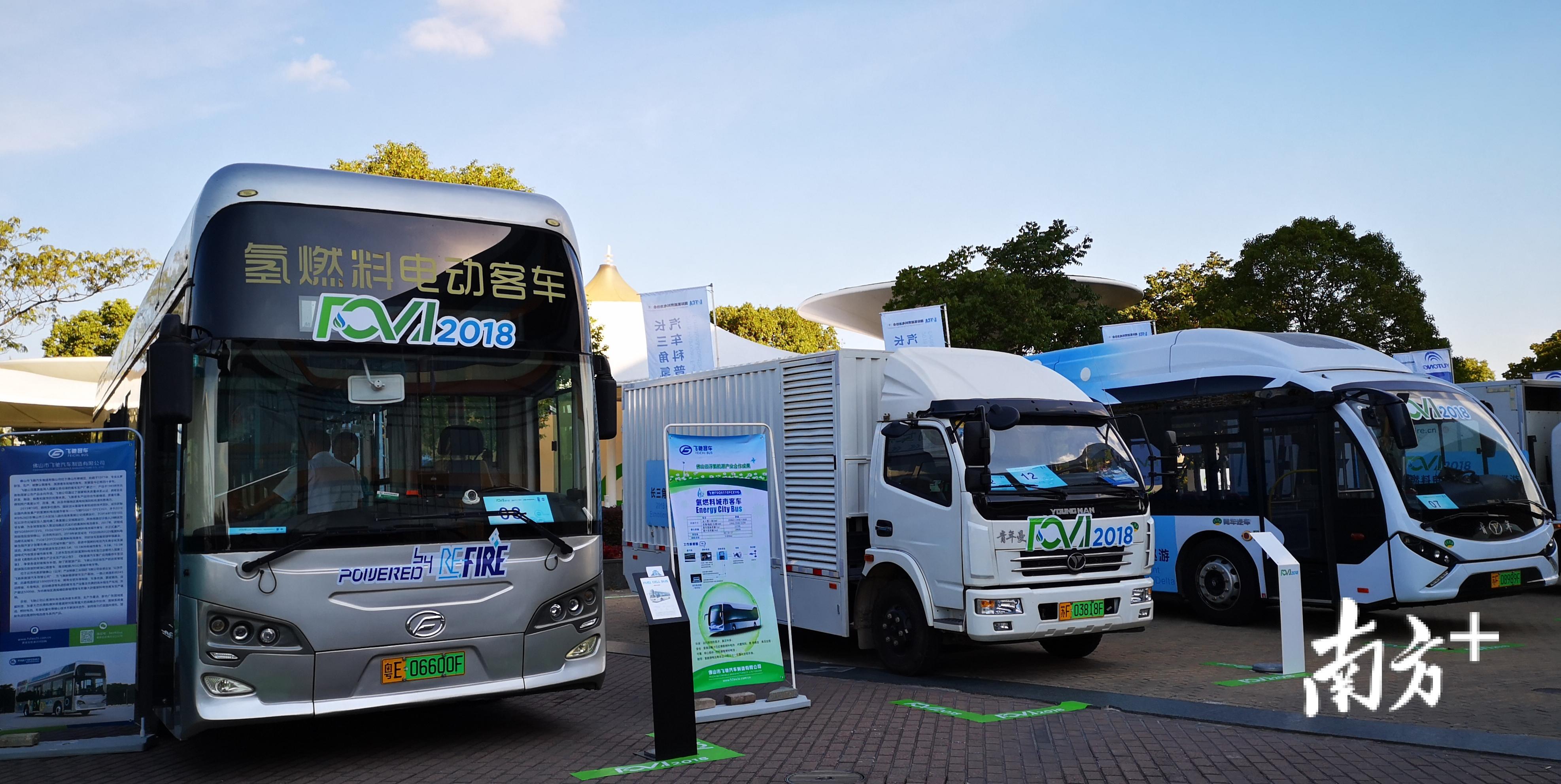  上海是国内率先发展燃料电池汽车产业的城市之一，如今已有500多辆车正式上路，为全国之最。卢浩能 摄