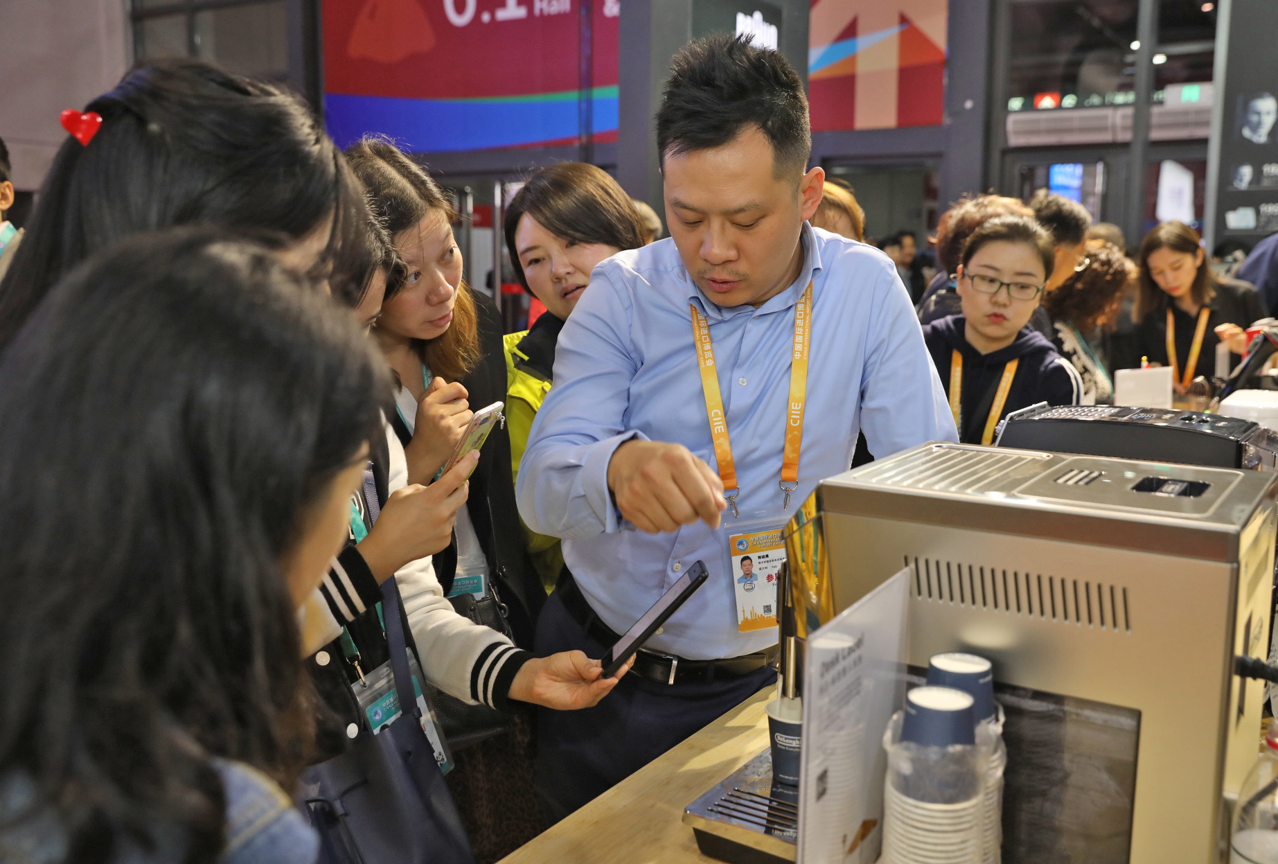 日用消费品备受关注