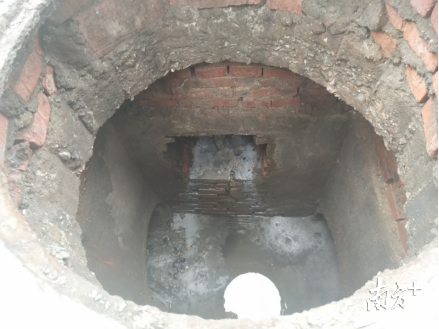 研磨废水未经处理直接排入市政管网