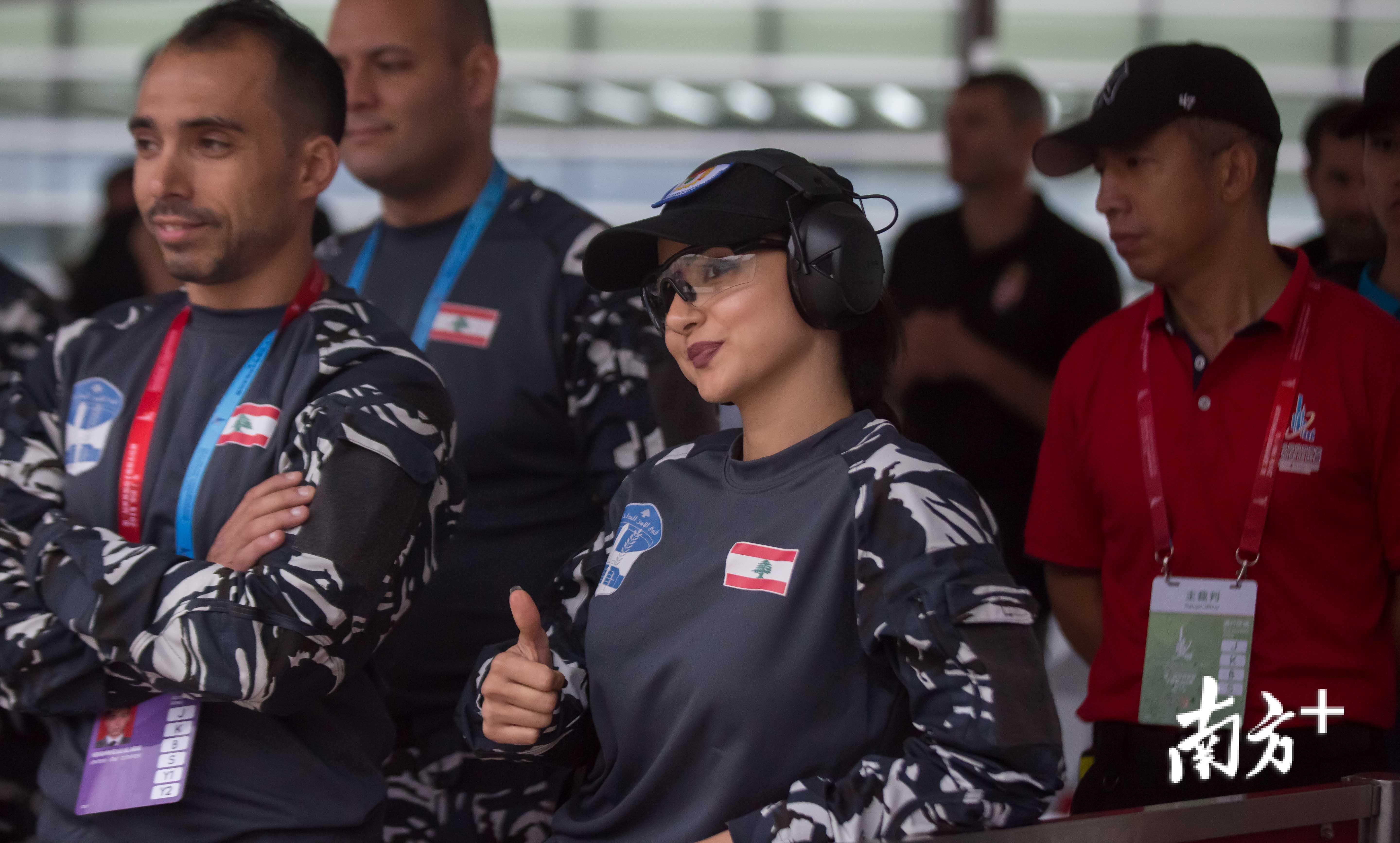 世警射击赛第三日,中国队完成全部赛局,最美女警惊艳赛场