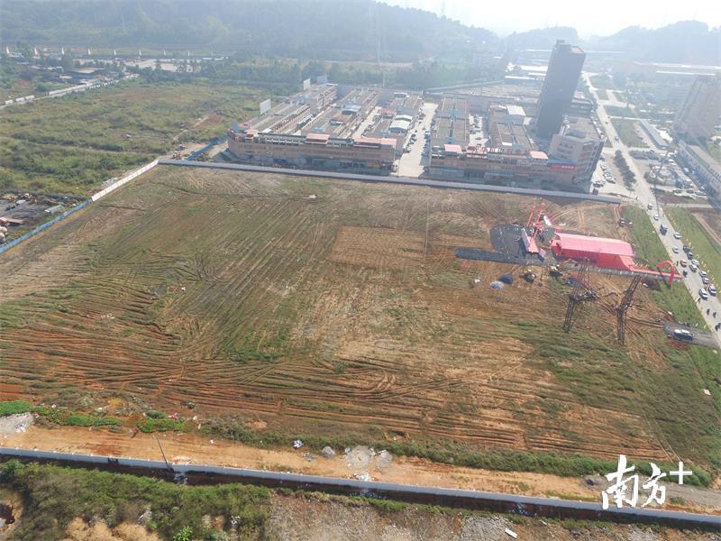 韶关粤北工程机械交易中心建设地块。陈励 摄