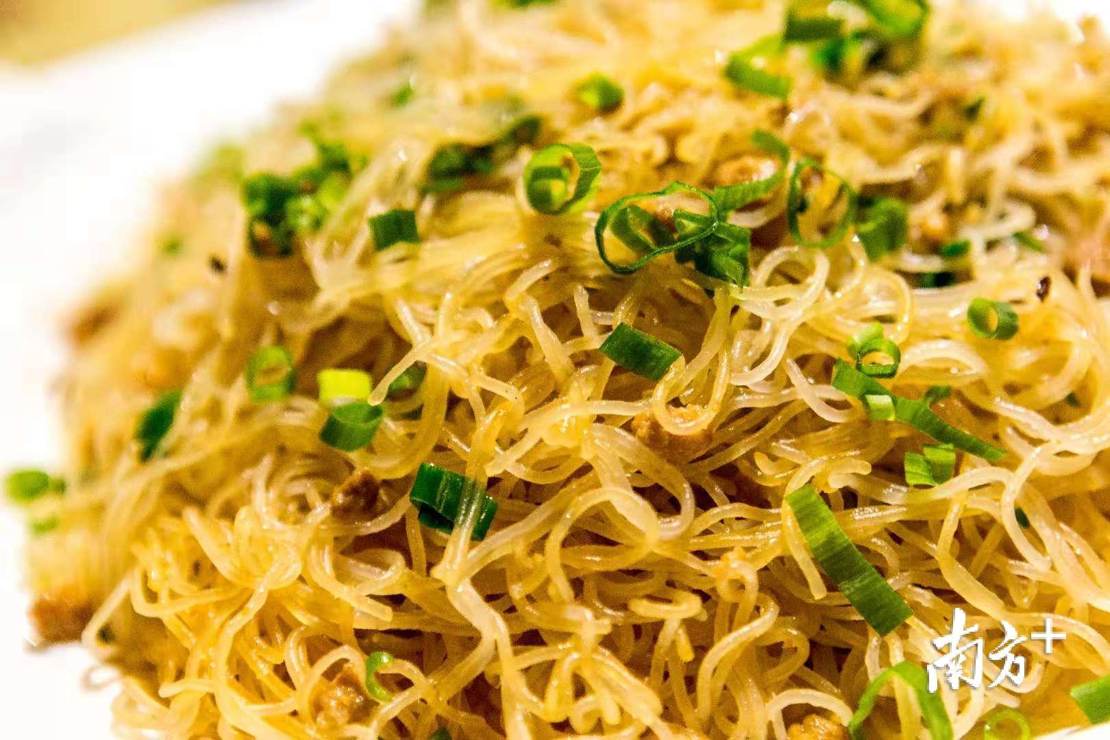 用雁球米粉做出来的蒸粉色香味俱全。