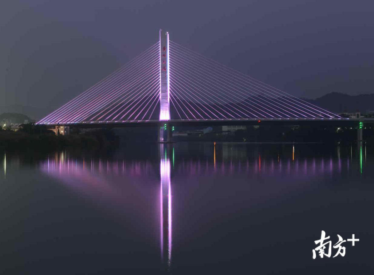 广州大桥（叶海威 摄）