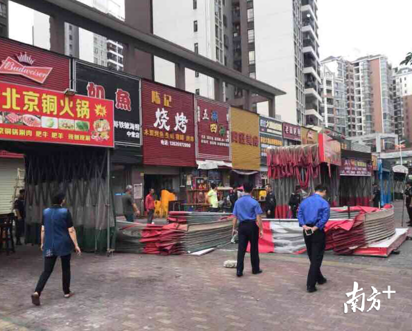 中堂开展商铺占道经营和乱搭建专项整治行动