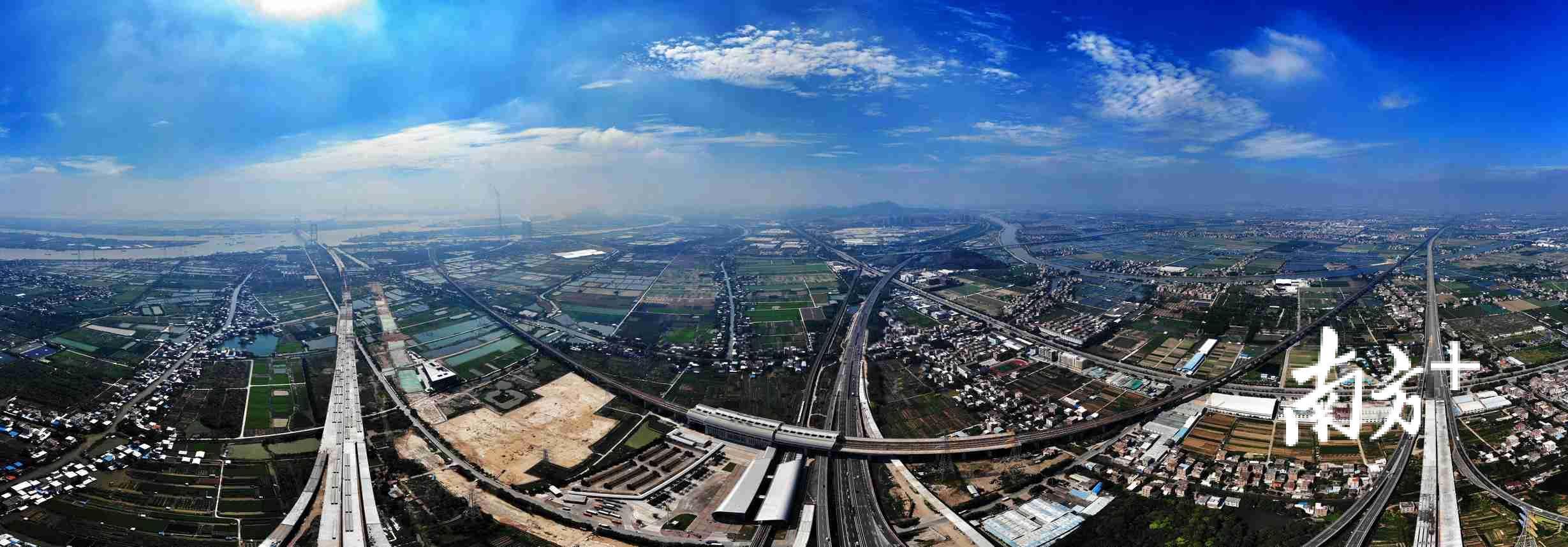 在粤港澳大湾区的征途上,广州的目标是星辰和大海。 在粤港澳大湾区的征途上,广州的目标是星辰和大海。