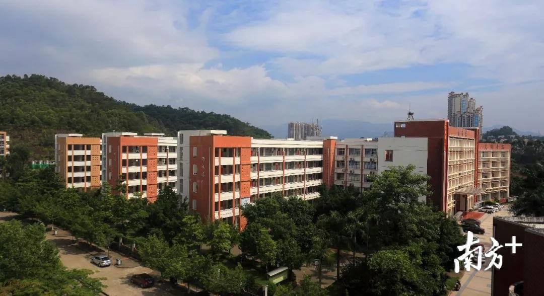 博罗中学新校区。 博罗中学新校区。