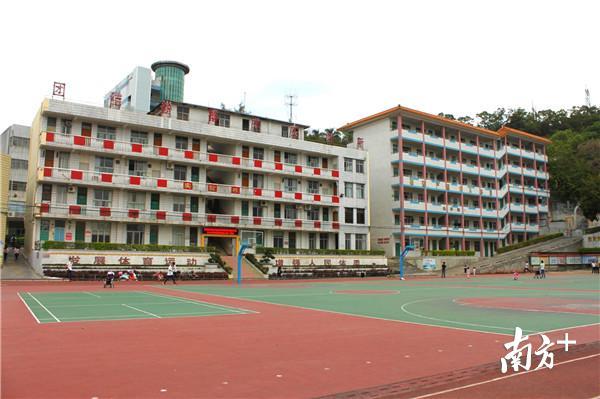 博罗中学初中部。 博罗中学初中部。