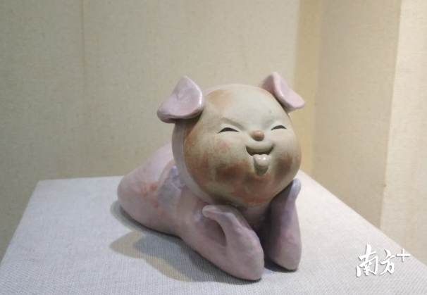 你看我美吗。(肥美!)戴嘉信 摄。 你看我美吗。(肥美!)戴嘉信 摄。