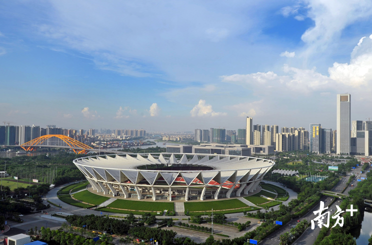 乐从世纪莲地铁站片区。 乐从世纪莲地铁站片区。