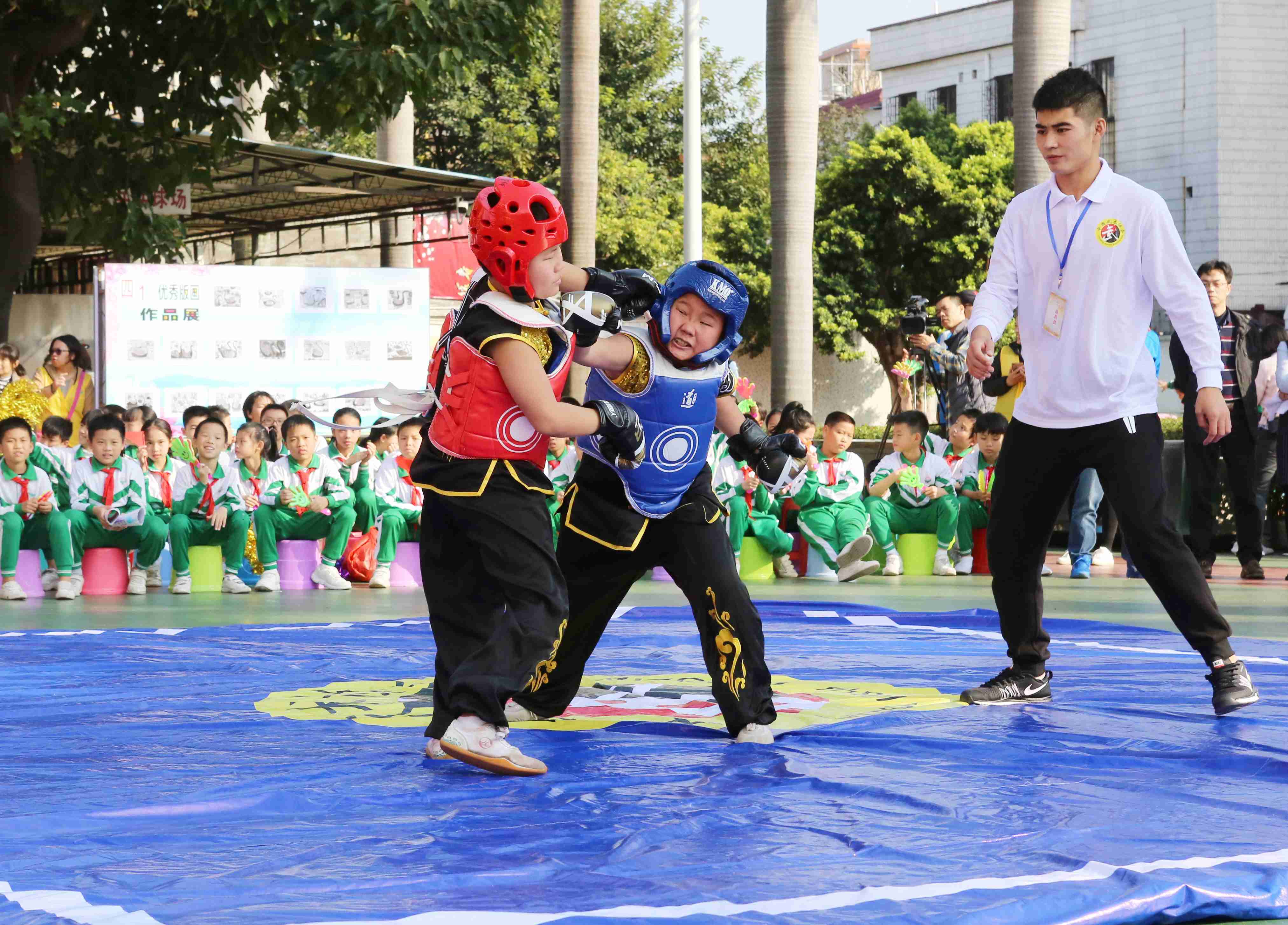文体两开花五眼桥小学举办首届校园武术技能擂台赛