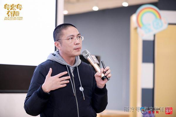 章榆东导演与在场的观众分享《青年如何让影视创作走进生活》。