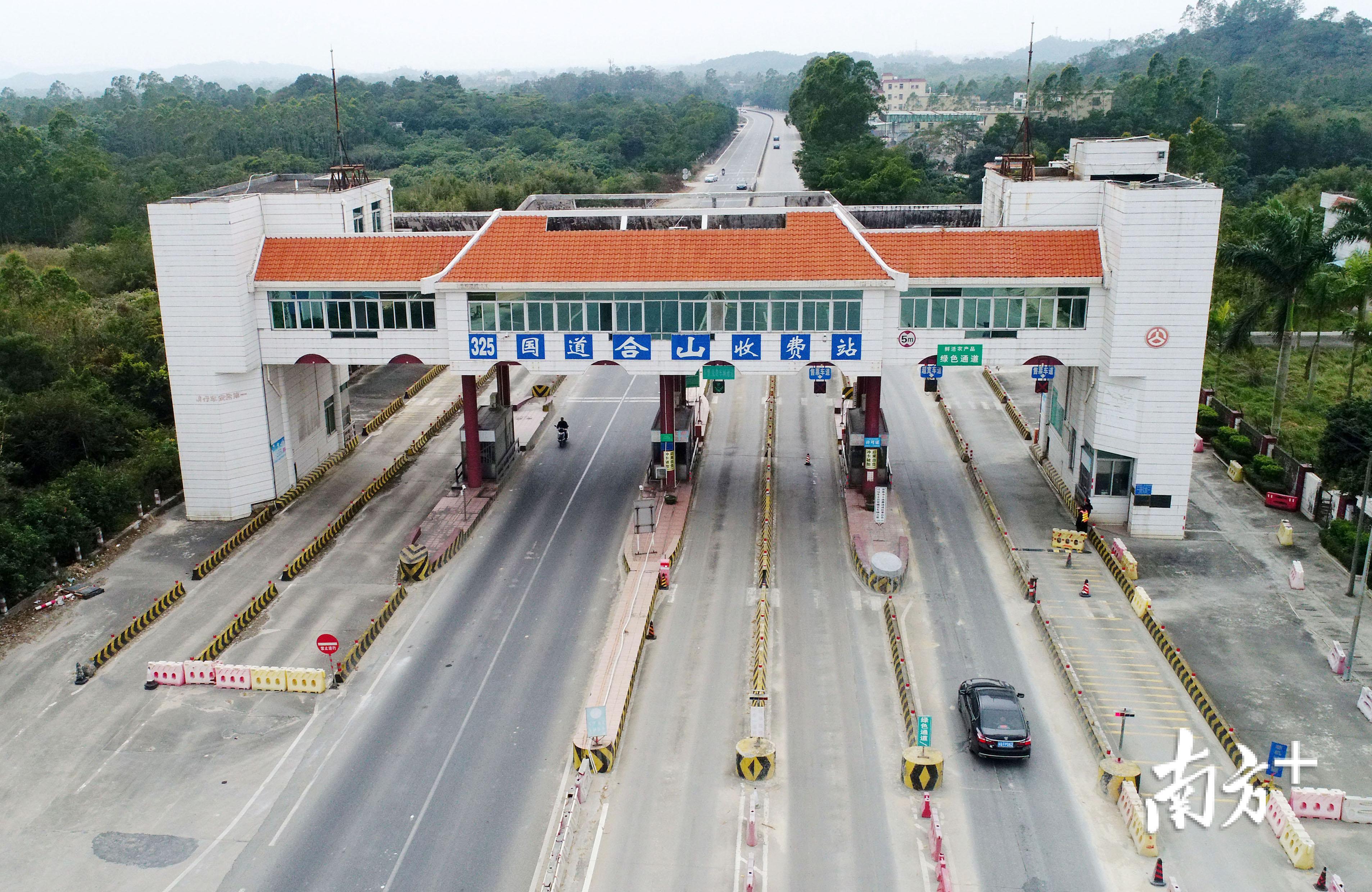 汕头市东海岸新津河桥,这里是汕头中心城区最早迎来曙光的地方.