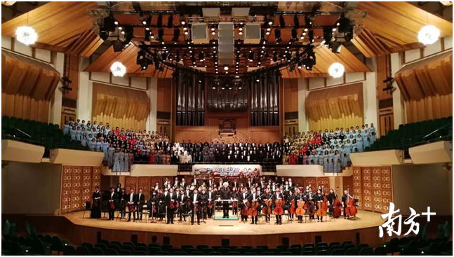 殿堂级的香港文化中心音乐厅